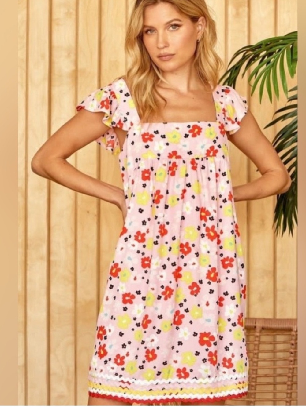NWT Emily Wonder Retro Floral Floral Square-Neck Flounce Sleeves Dress